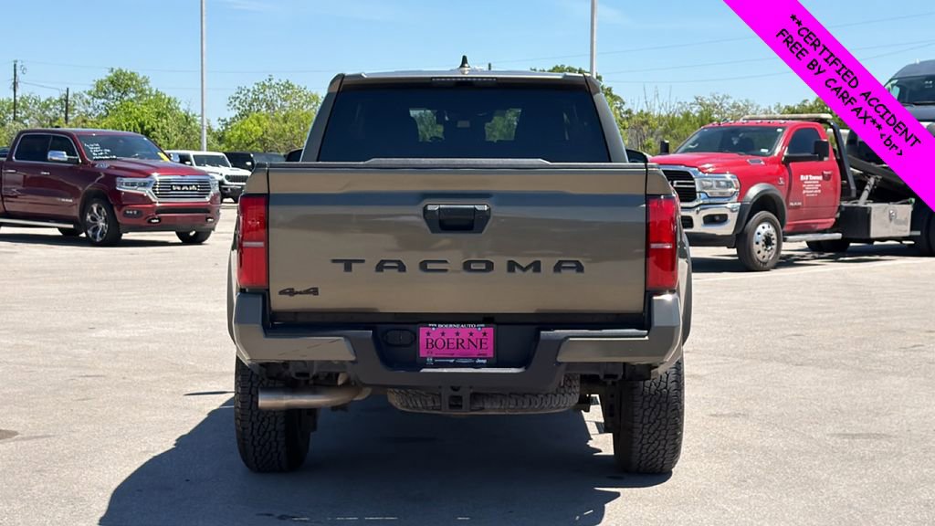 Used 2025 Toyota Tacoma TRD Off-Road image 6
