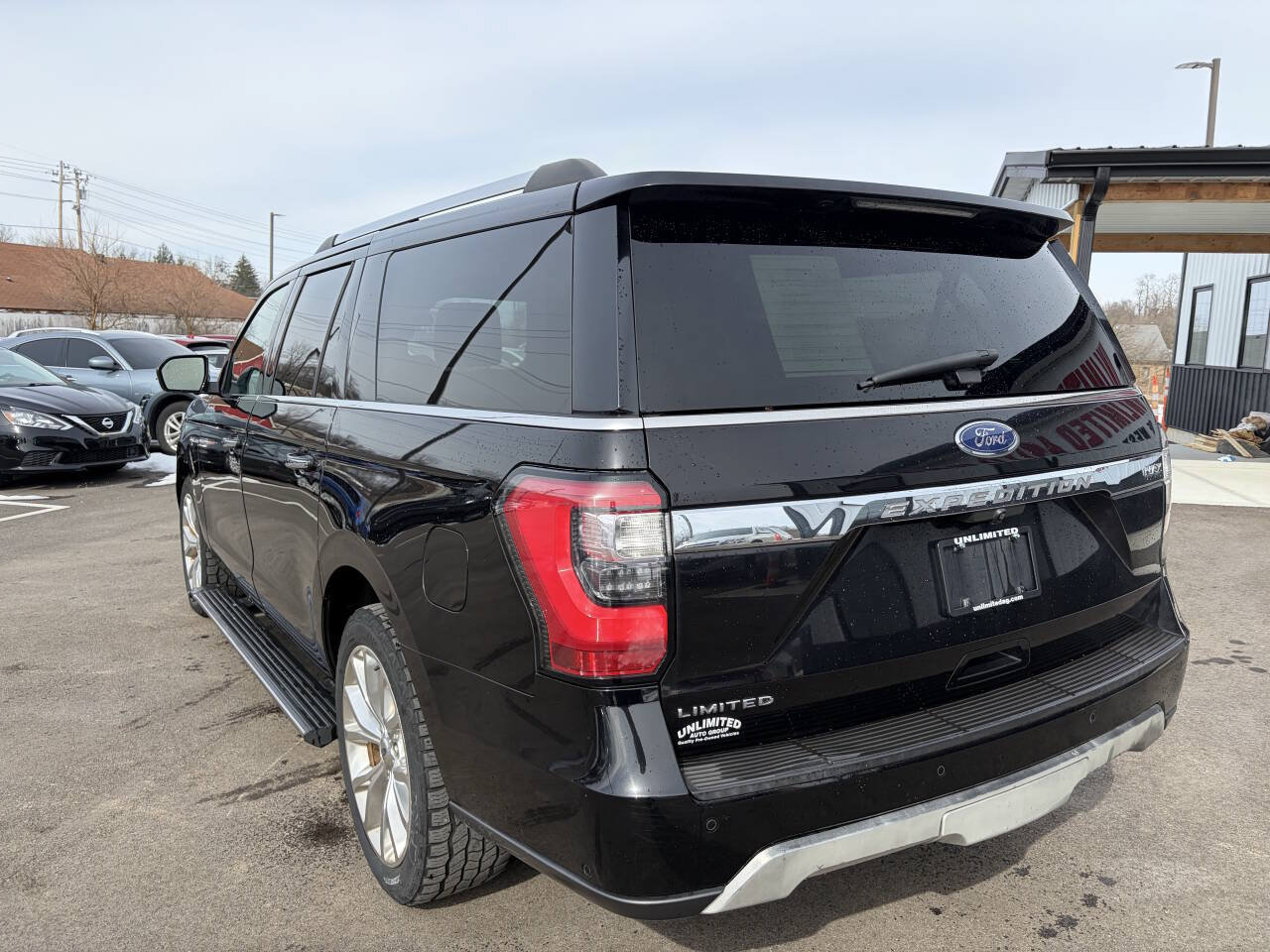 Used 2019 Ford Expedition Max Limited w/ Equipment Group 302A AWD/4WD image 9
