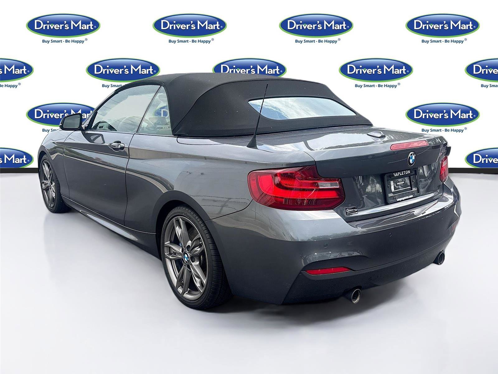 Used 2015 BMW M235i Convertible image 6