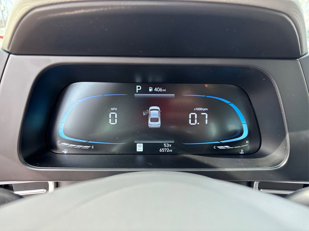 Certified 2025 Hyundai Elantra Sport FWD image 21