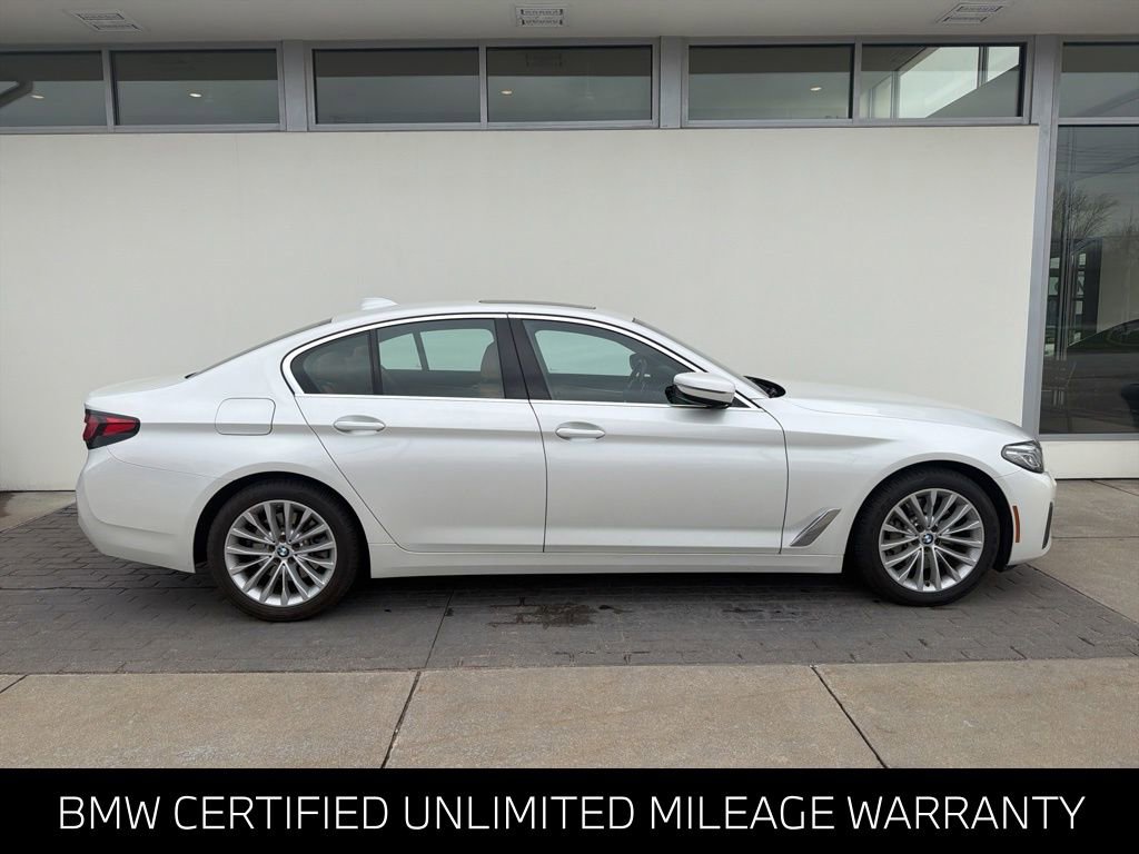 Certified 2023 BMW 530i xDrive w/ Premium Package image 4