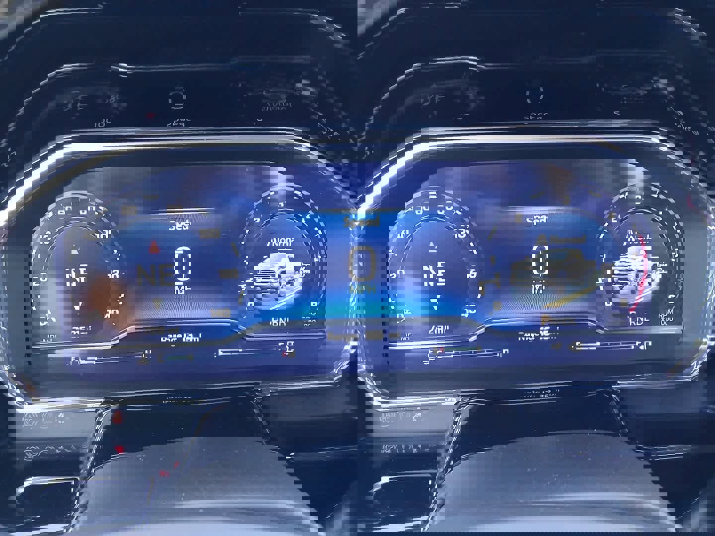 Used 2025 Chevrolet Silverado 3500 LTZ w/ LTZ Plus Package image 25