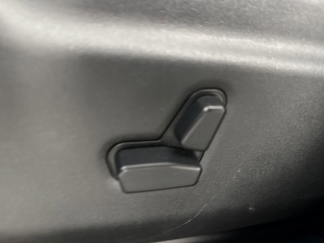 Used 2020 Jeep Grand Cherokee Limited w/ Trailer Tow Group IV image 17