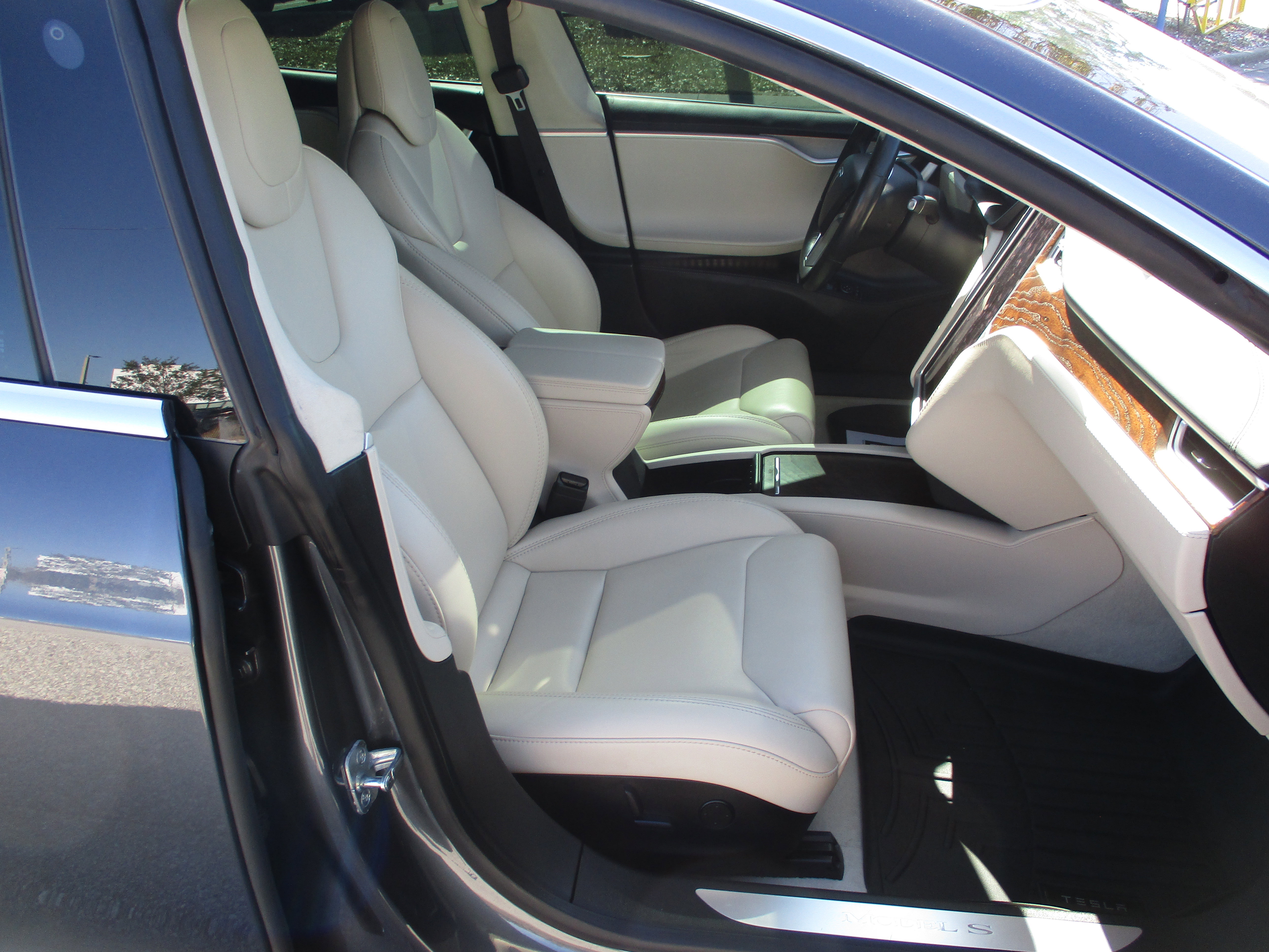 Used 2018 Tesla Model S 100D image 13