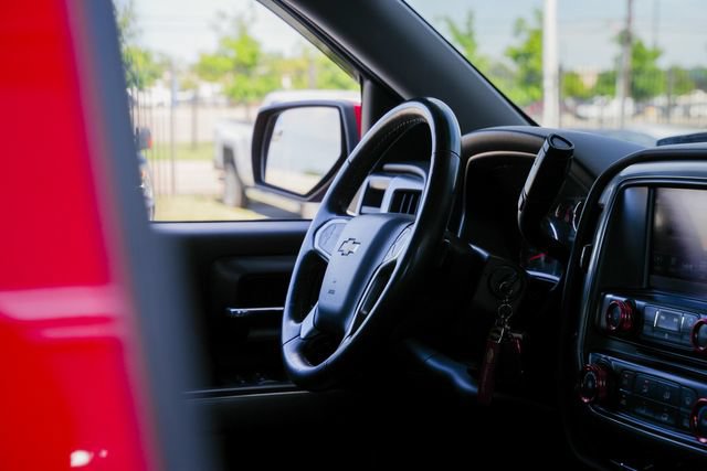 Used 2018 Chevrolet Silverado 1500 LT AWD/4WD image 34