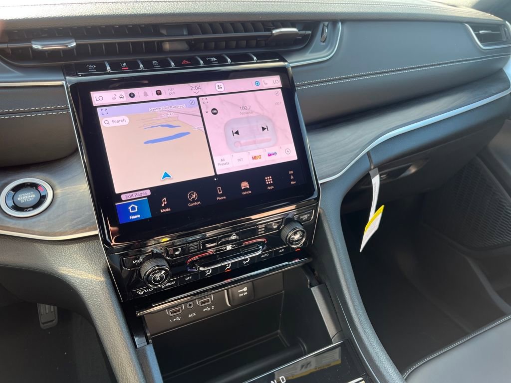 New 2025 Jeep Grand Cherokee Limited w/ Trailer Tow Package image 2