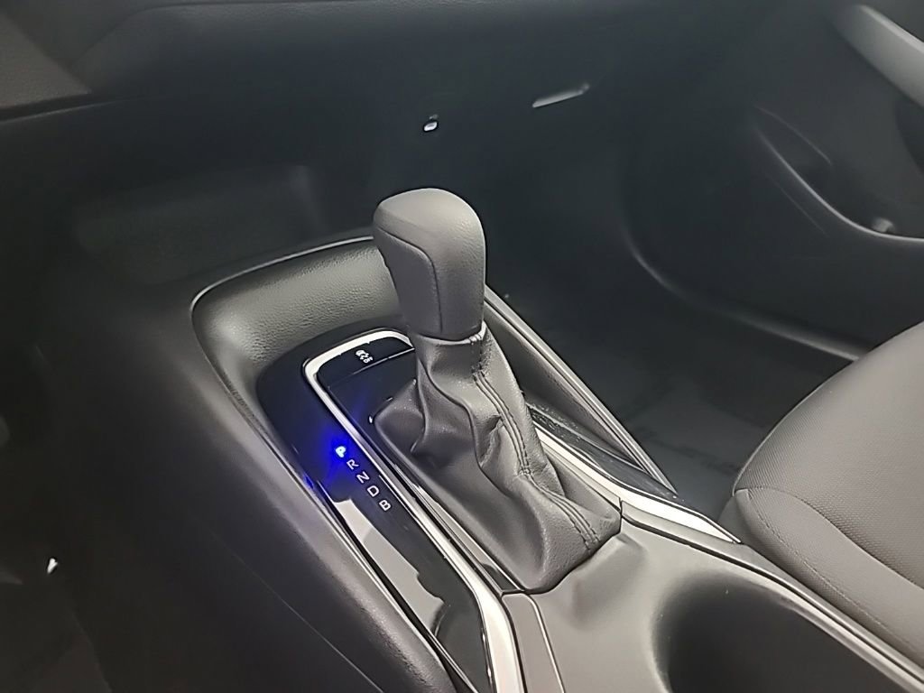 Used 2025 Toyota Corolla LE image 35