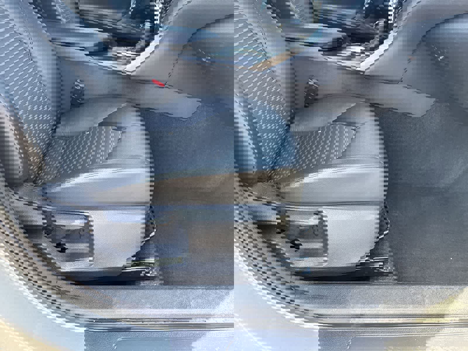 Used 2022 Toyota Camry SE image 12