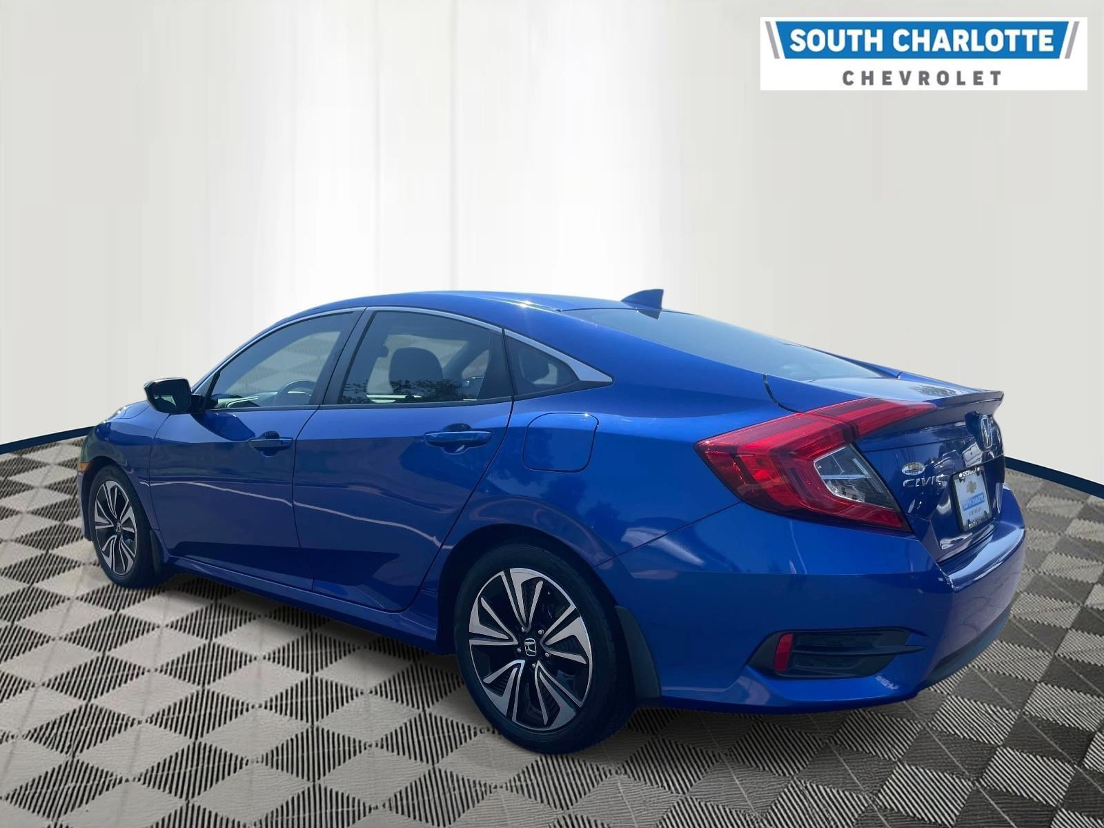 Used 2017 Honda Civic EX-T image 6