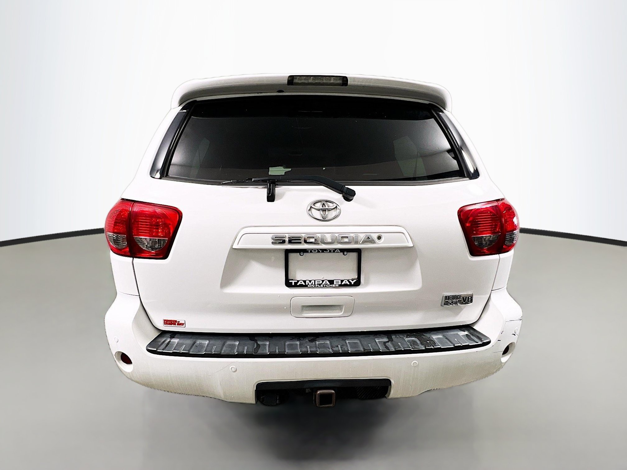Used 2017 Toyota Sequoia SR5 w/ Premium Package RWD image 6