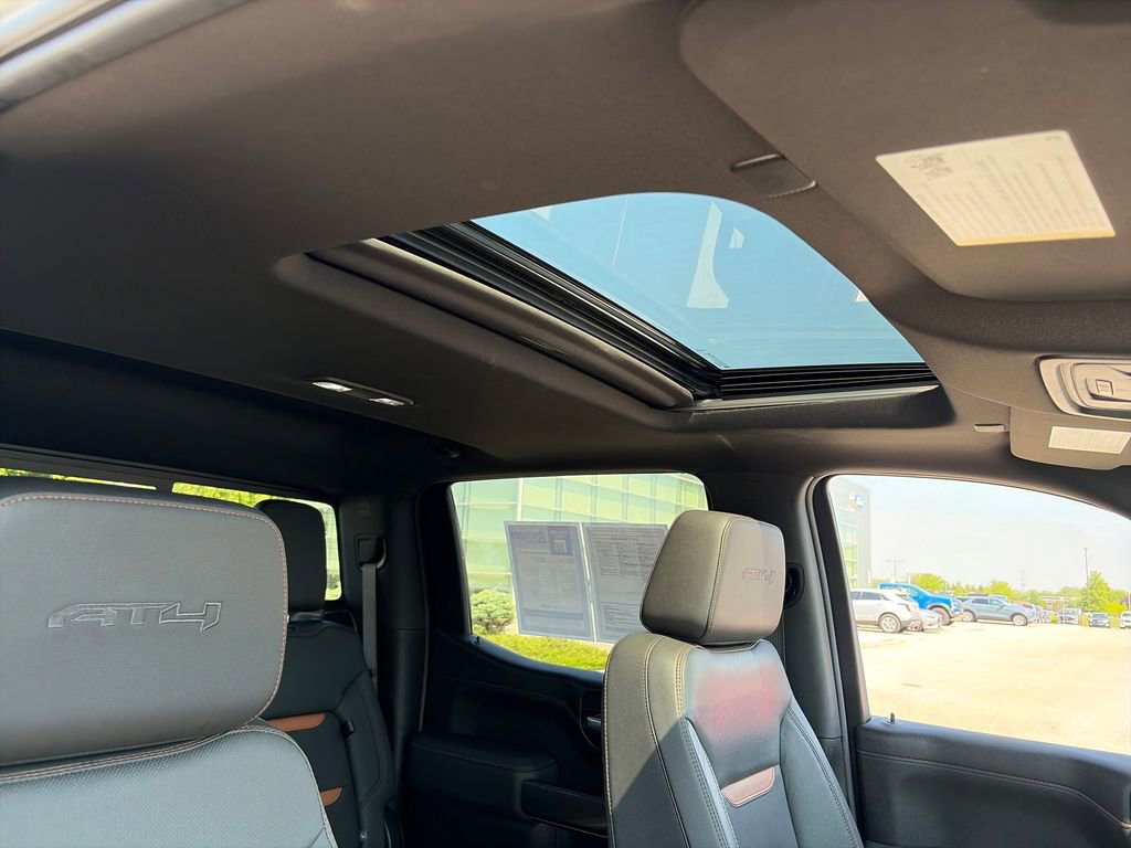 Used 2021 GMC Sierra 1500 AT4 w/ AT4 Value Package AWD/4WD image 13