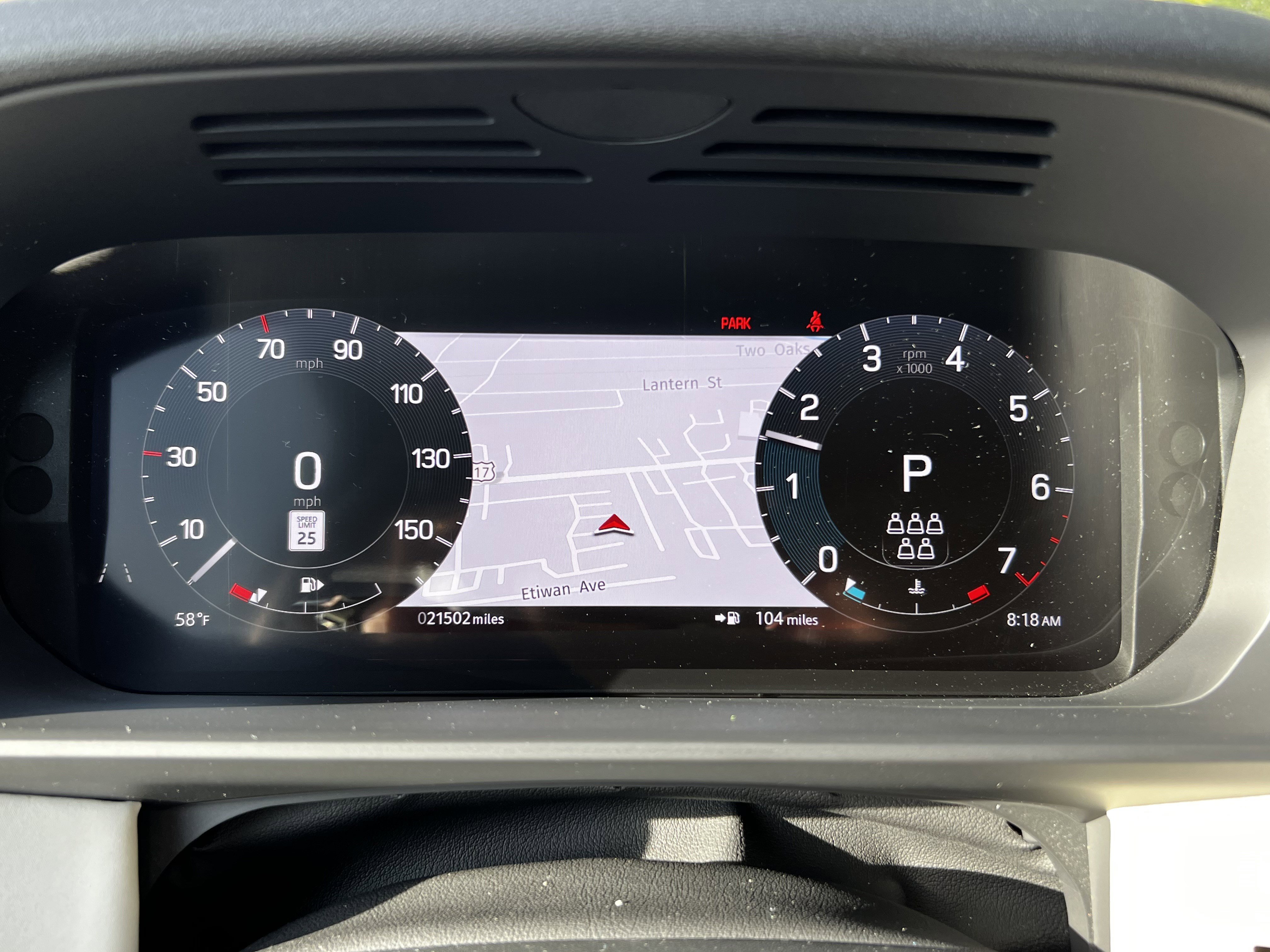 Used 2023 Land Rover Discovery S image 22