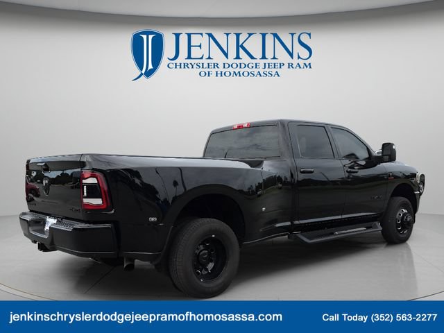 Certified 2024 RAM 3500 Big Horn w/ Night Edition AWD/4WD image 4