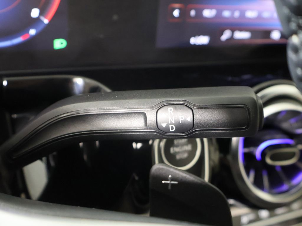 Used 2023 Mercedes-Benz GLA 250 4MATIC w/ Premium Package image 41