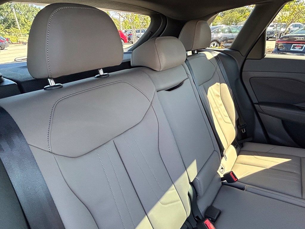 New 2026 Audi Q3 quattro 2.0T AWD/4WD image 46