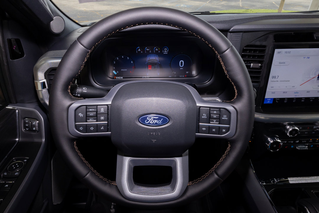 New 2025 Ford F150 Lariat w/ Equipment Group 502A High image 13