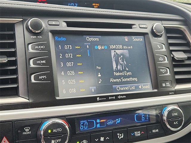 Used 2018 Toyota Highlander XLE image 17