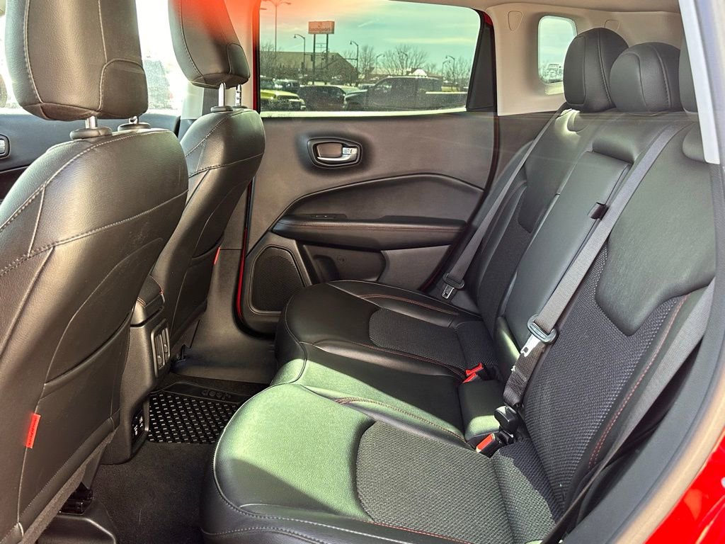 Used 2020 Jeep Compass Trailhawk w/ Cold Weather Group image 14