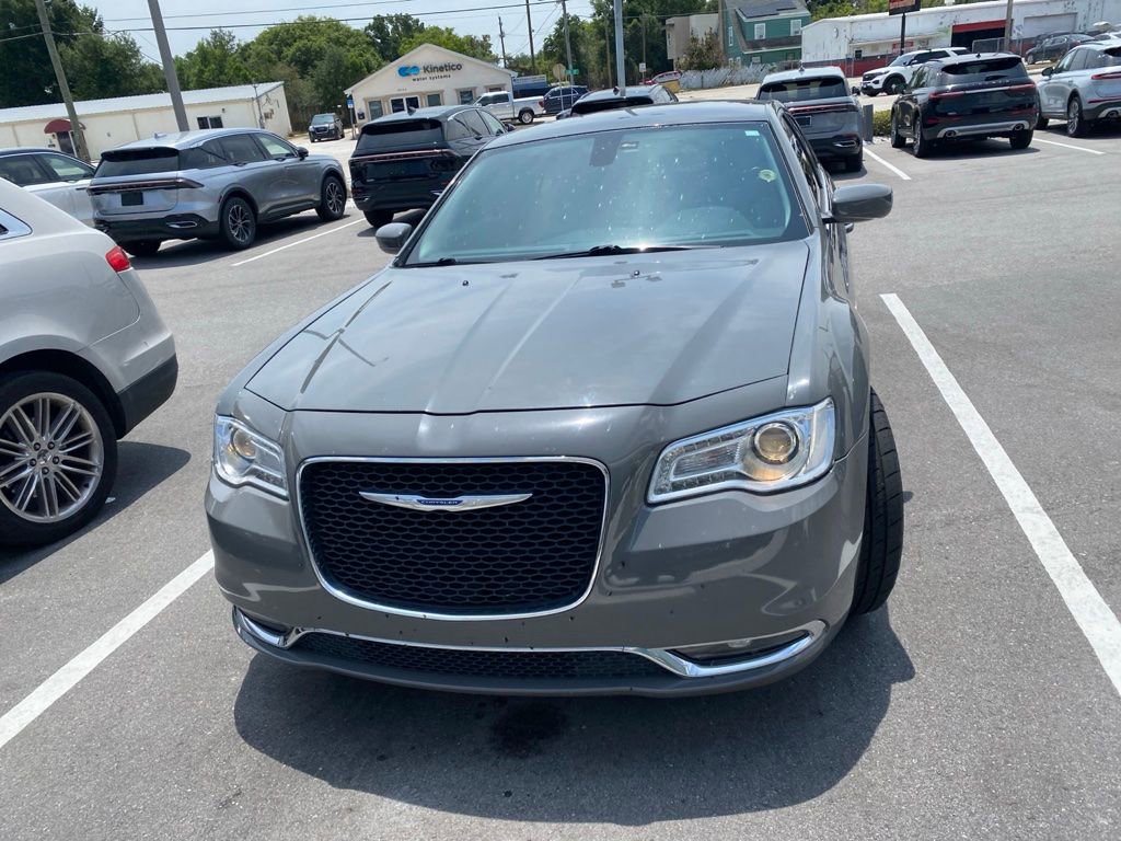 Used 2018 Chrysler 300 Touring L
