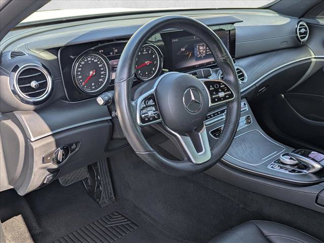 Used 2019 Mercedes-Benz E 300 image 10