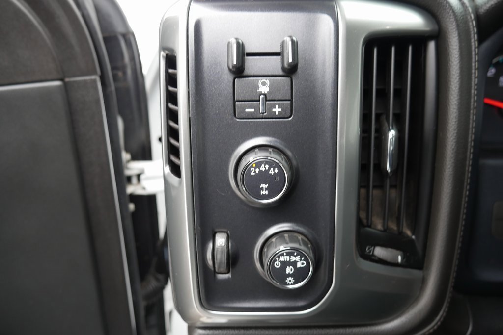 Used 2018 Chevrolet Silverado 3500 LTZ w/ Duramax Plus Package image 11