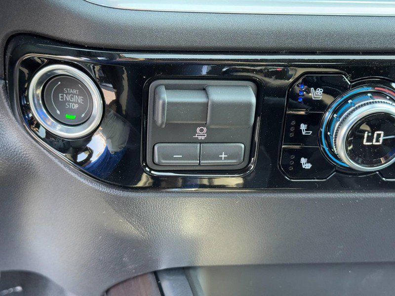 New 2026 GMC Sierra 1500 SLT w/ SLT Premium Package image 15