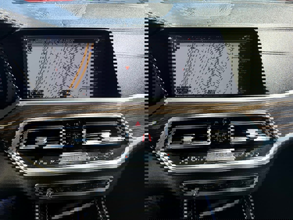 Used 2020 BMW X7 xDrive40i w/ Premium Package image 26