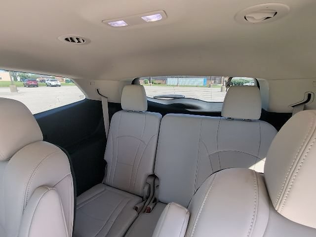 Used 2023 Buick Enclave Essence w/ Trailering Package, 5000 lbs. FWD image 12