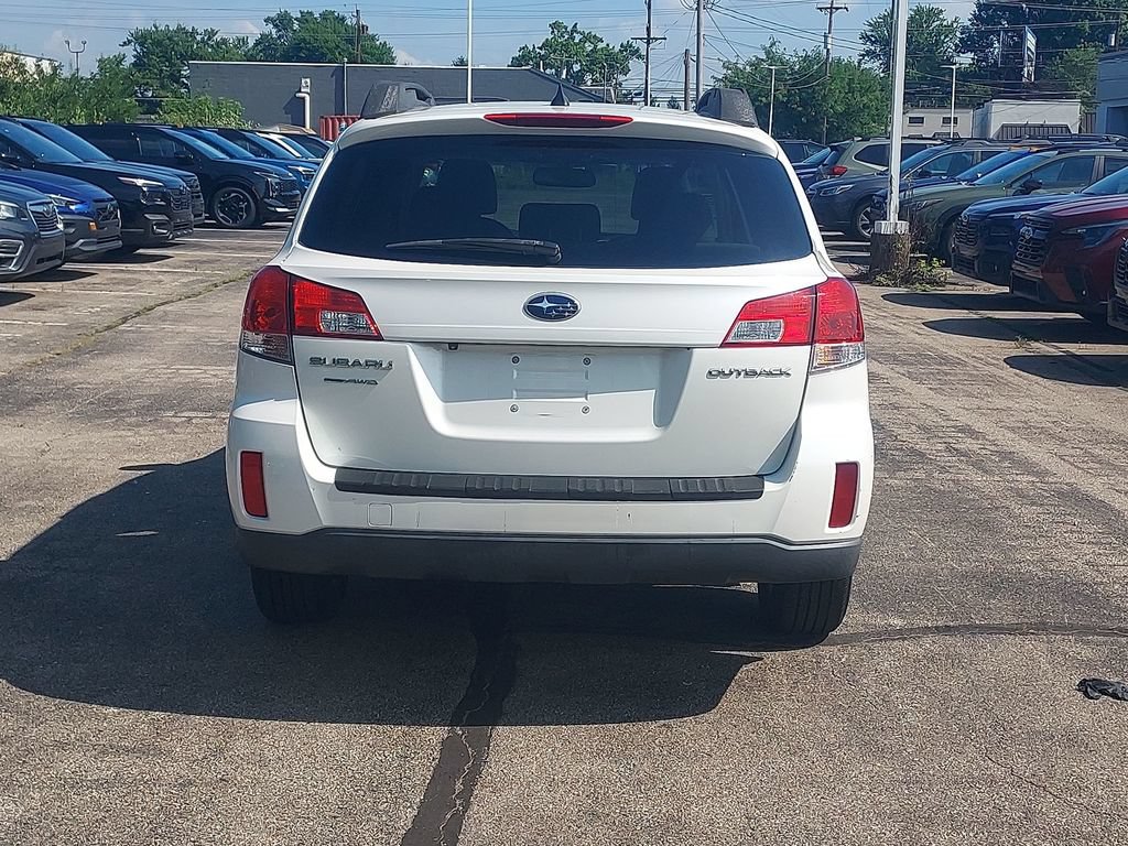 Used 2014 Subaru Outback 2.5i Limited w/ Moonroof Package AWD/4WD image 6