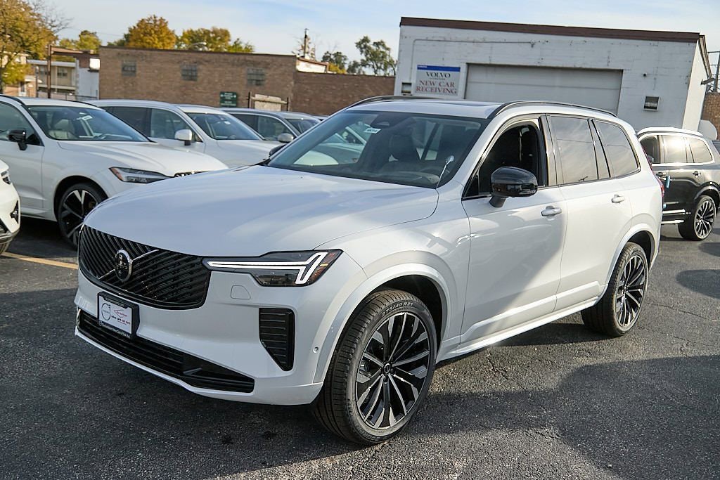 New 2026 Volvo XC90 B6 Ultra w/ Lounge Package image 6