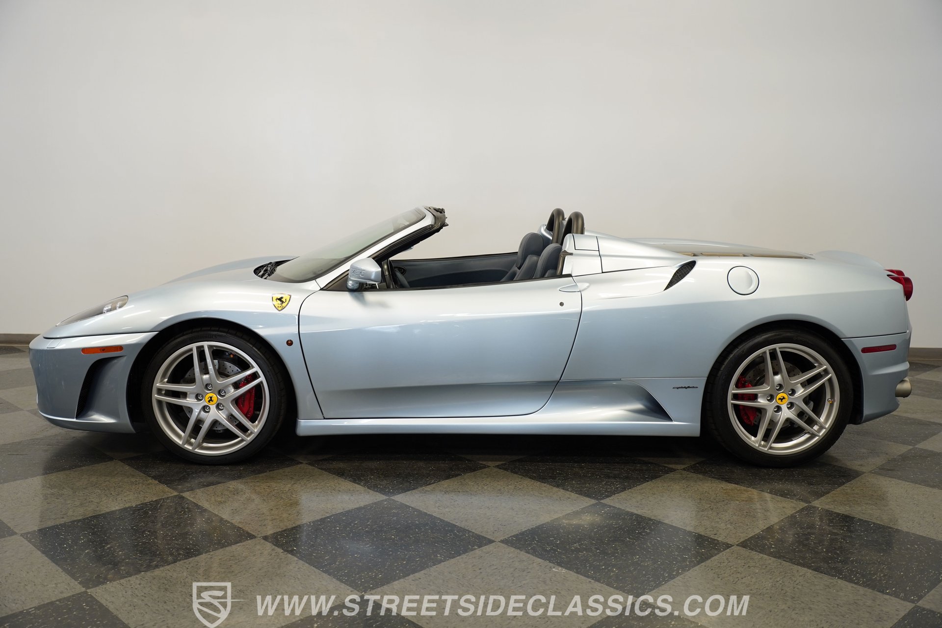 Used 2005 Ferrari F430 Spider RWD image 2