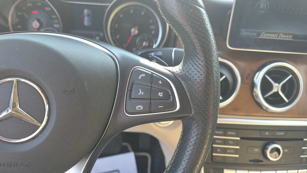 Used 2019 Mercedes-Benz GLA 250 image 17