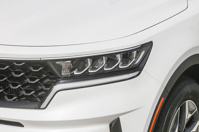 Used 2022 Kia Sorento S image 6