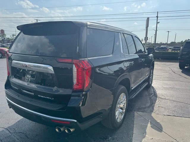Used 2024 GMC Yukon Denali w/ Advanced Technology Package AWD/4WD image 5