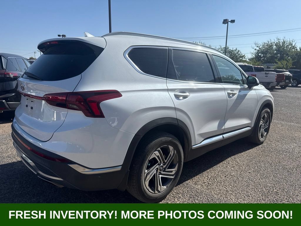 Used 2022 Hyundai Santa Fe SEL w/ Cargo Package FWD image 2