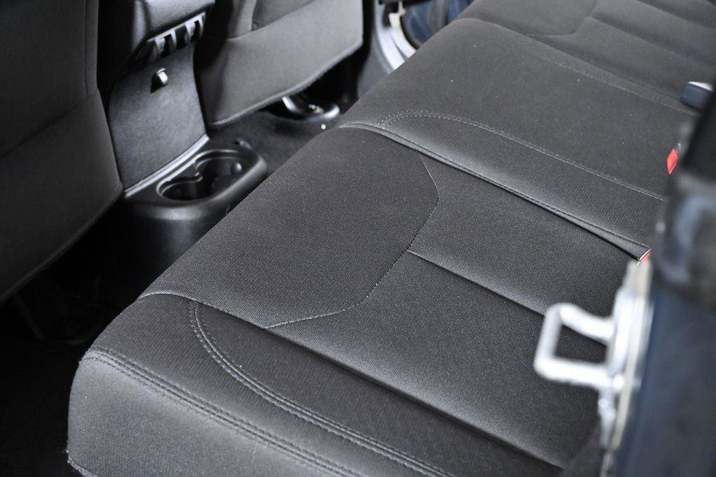 Used 2018 Jeep Wrangler Unlimited Sport S image 27