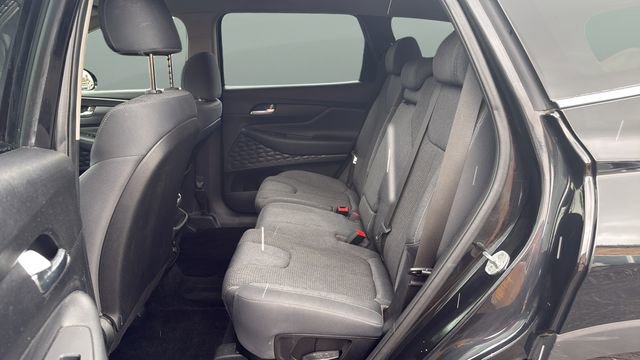 Used 2020 Hyundai Santa Fe SE image 30