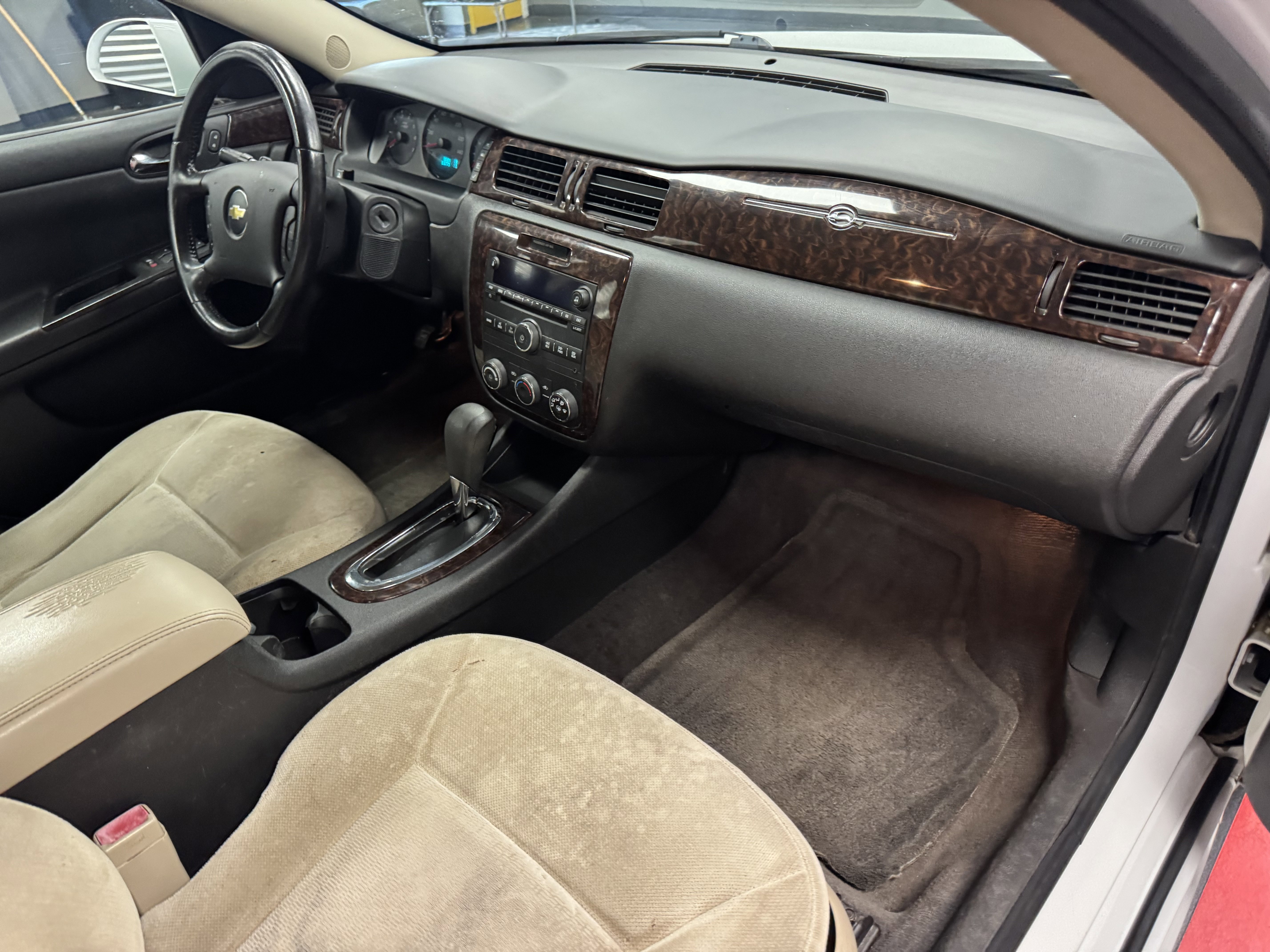 Used 2014 Chevrolet Impala Limited LS FWD image 11