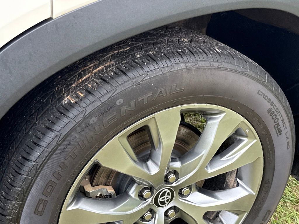 Used 2024 Toyota Grand Highlander Limited image 56