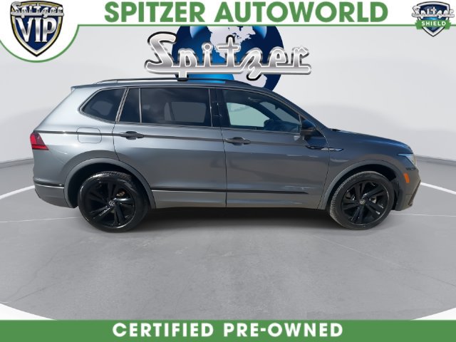 Used 2023 Volkswagen Tiguan SE R-Line AWD/4WD image 17