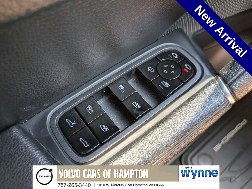 Used 2019 Porsche Cayenne AWD/4WD image 25