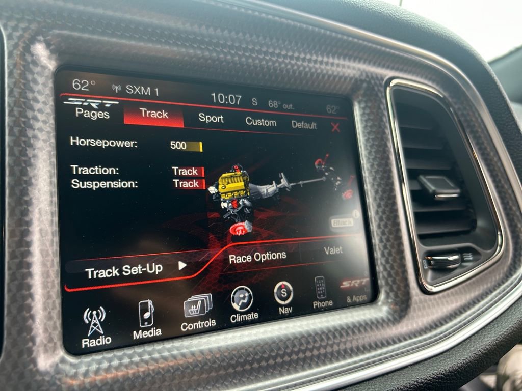 Used 2015 Dodge Challenger SRT Hellcat image 37