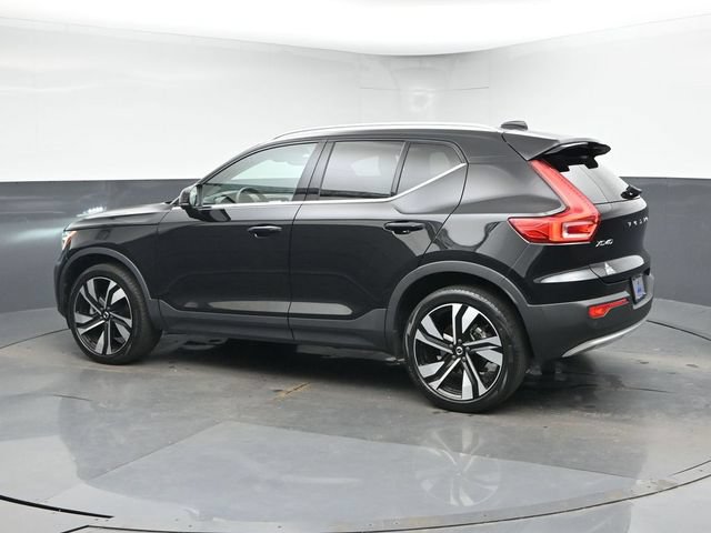 Used 2023 Volvo XC40 B5 Ultimate w/ Protection Package Premier AWD/4WD image 6