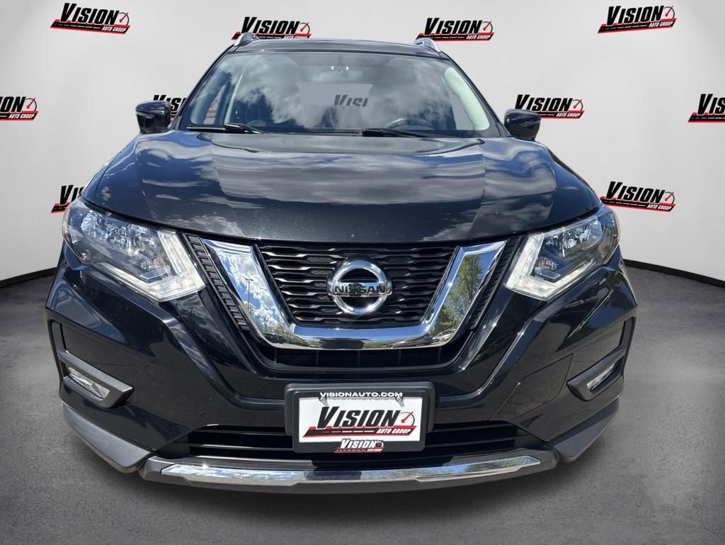 Used 2017 Nissan Rogue SV w/ SV Premium Package AWD/4WD image 1