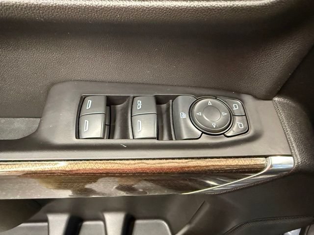 Used 2022 Chevrolet Silverado 1500 LT Trail Boss w/ Bed Protection Package AWD/4WD image 11
