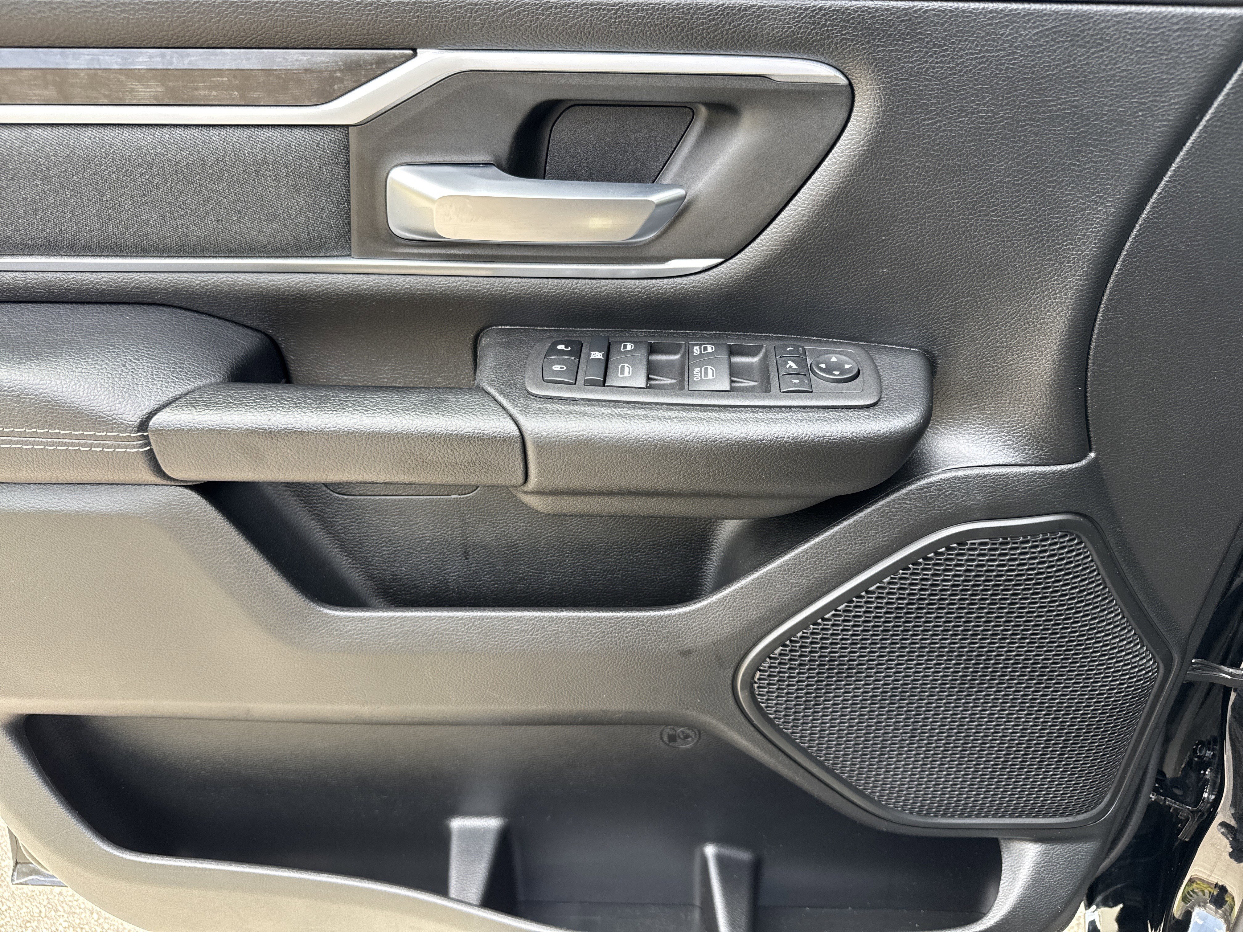 Used 2023 RAM 1500 Big Horn image 13