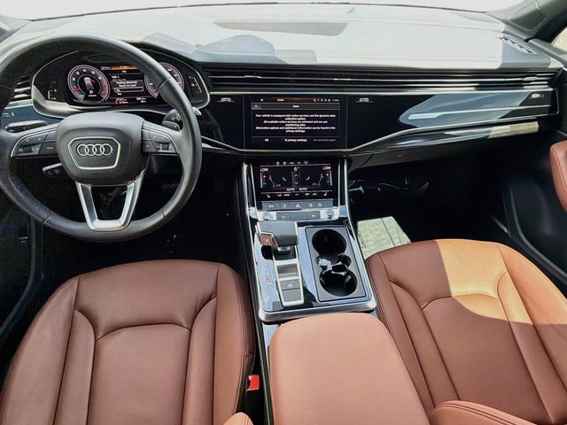 Used 2023 Audi Q7 3.0T Premium Plus w/ Premium Plus Package AWD/4WD image 17