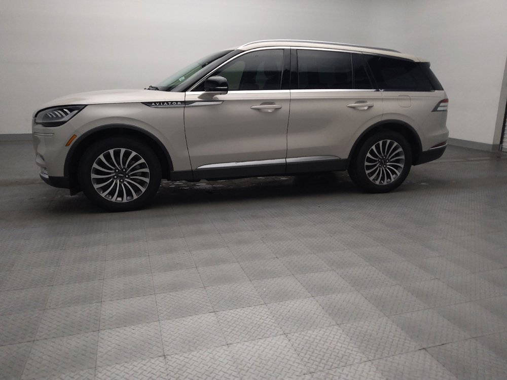 Used 2020 Lincoln Aviator Reserve w/ Elements Package Plus AWD/4WD image 2