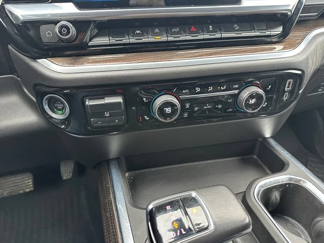 Used 2022 Chevrolet Silverado 1500 LT Trail Boss w/ Convenience Package II AWD/4WD image 15