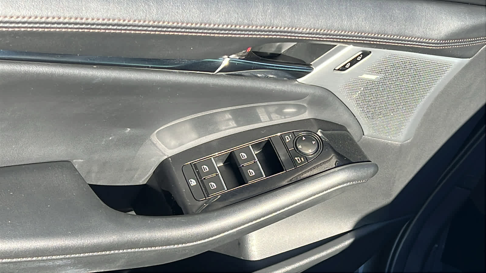 Used 2023 MAZDA MAZDA3 s image 22